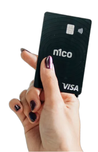 Mano sosteniendo tarjeta n1co